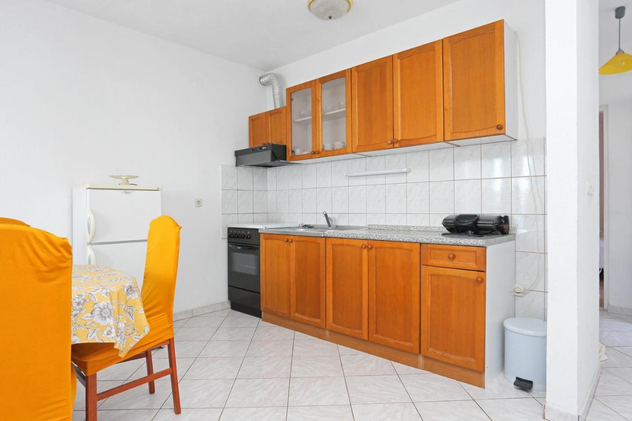 Apartments By The Sea Poljica, Trogir - 19316 マリナ エクステリア 写真